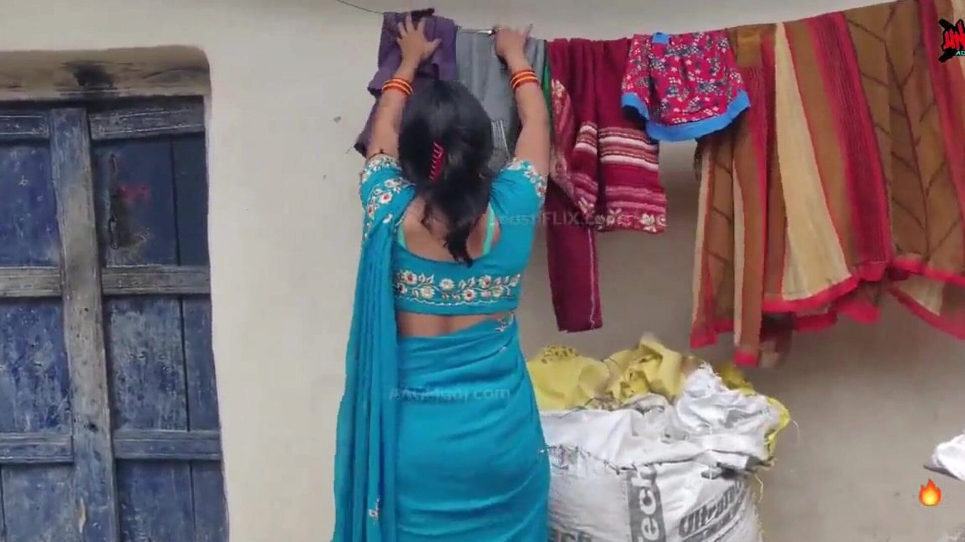 Desi Bhabhi Porn - Nude Clap